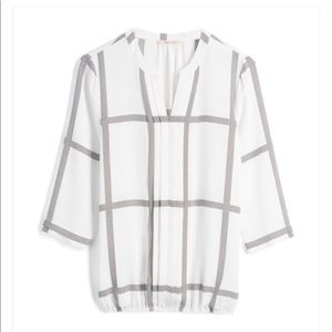 41 Hawthorn Pleat Detail Gathering Hem blouse.NWOT